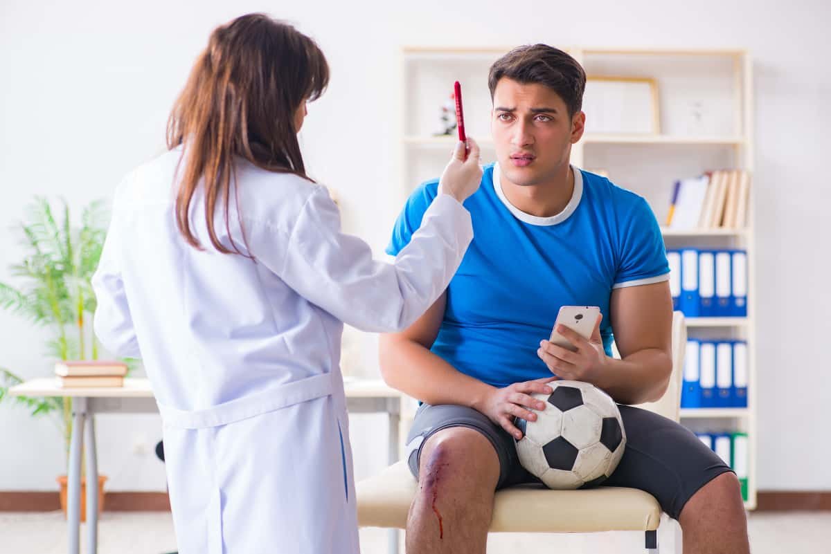 Photobiomodulation cérébrale pour traumatisme crânien